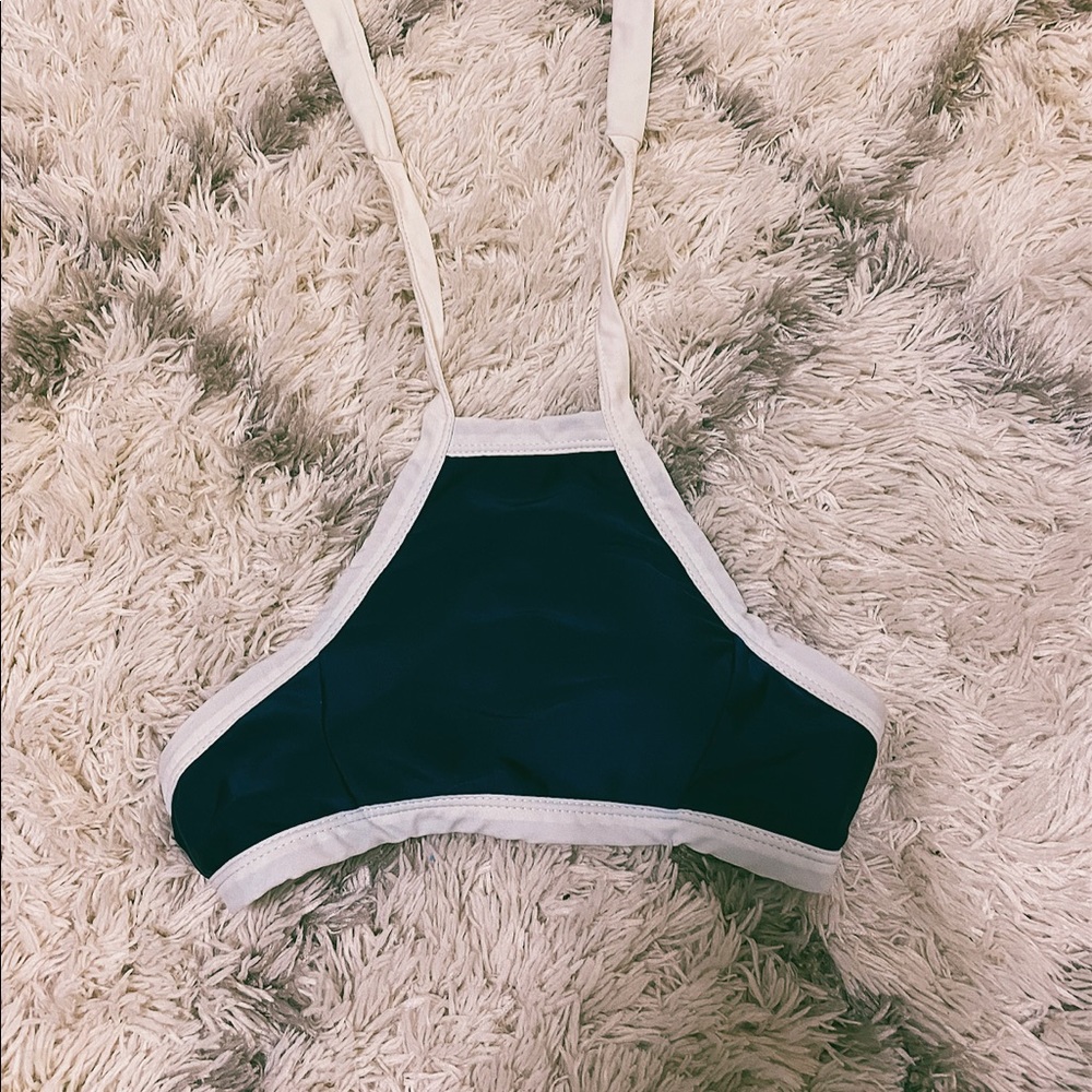women’s swimsuit top